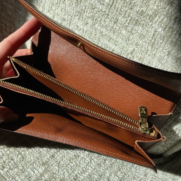 Louis Vuitton Monogram Bifold with Snap Wallet - Picture 5 of 16